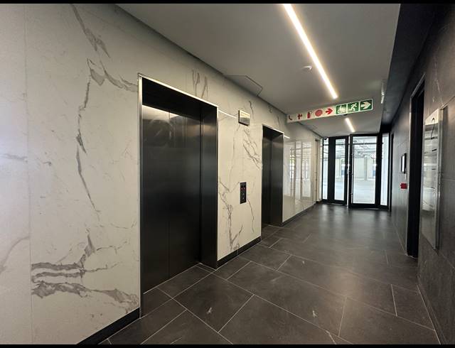 735M² OFFICE TO LET IN SANDTON CENTRAL